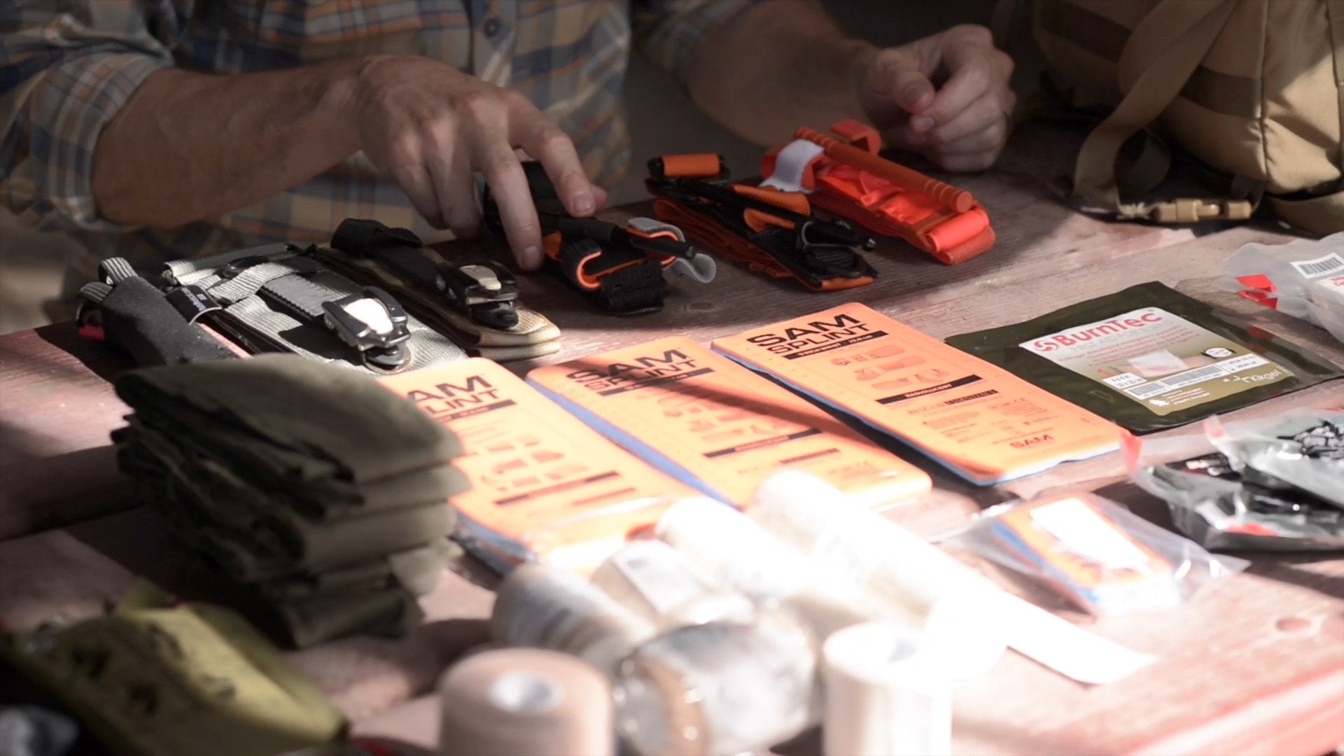 Wilderness Medical Training Film with Joshua Enyart – First Aid Skills for Remote Emergencies (Streaming)