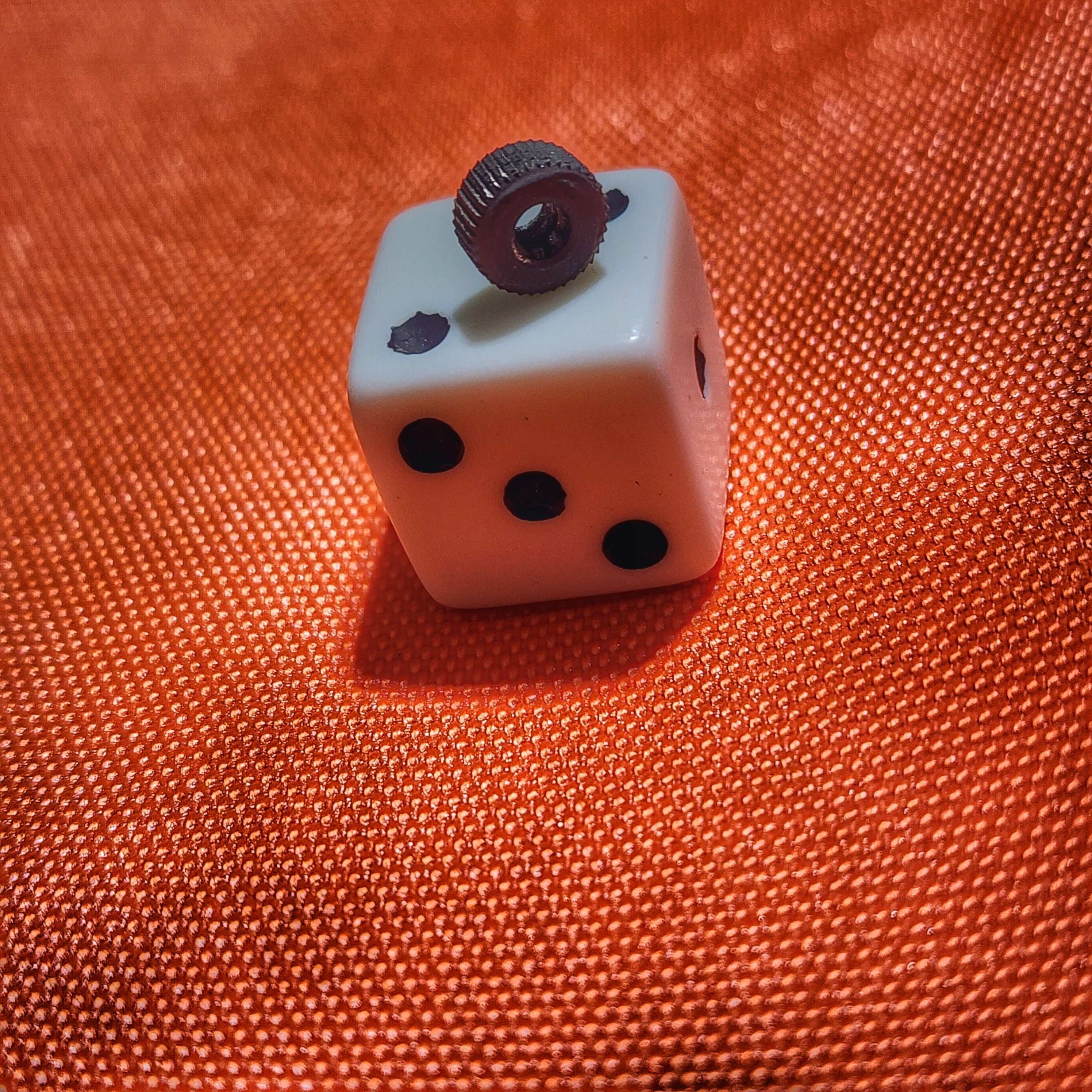 Striker Bead (glass breaker)